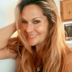 Meet your Posher, Lynn